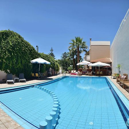 Akatos Hotel Agia Marina  Екстер'єр фото