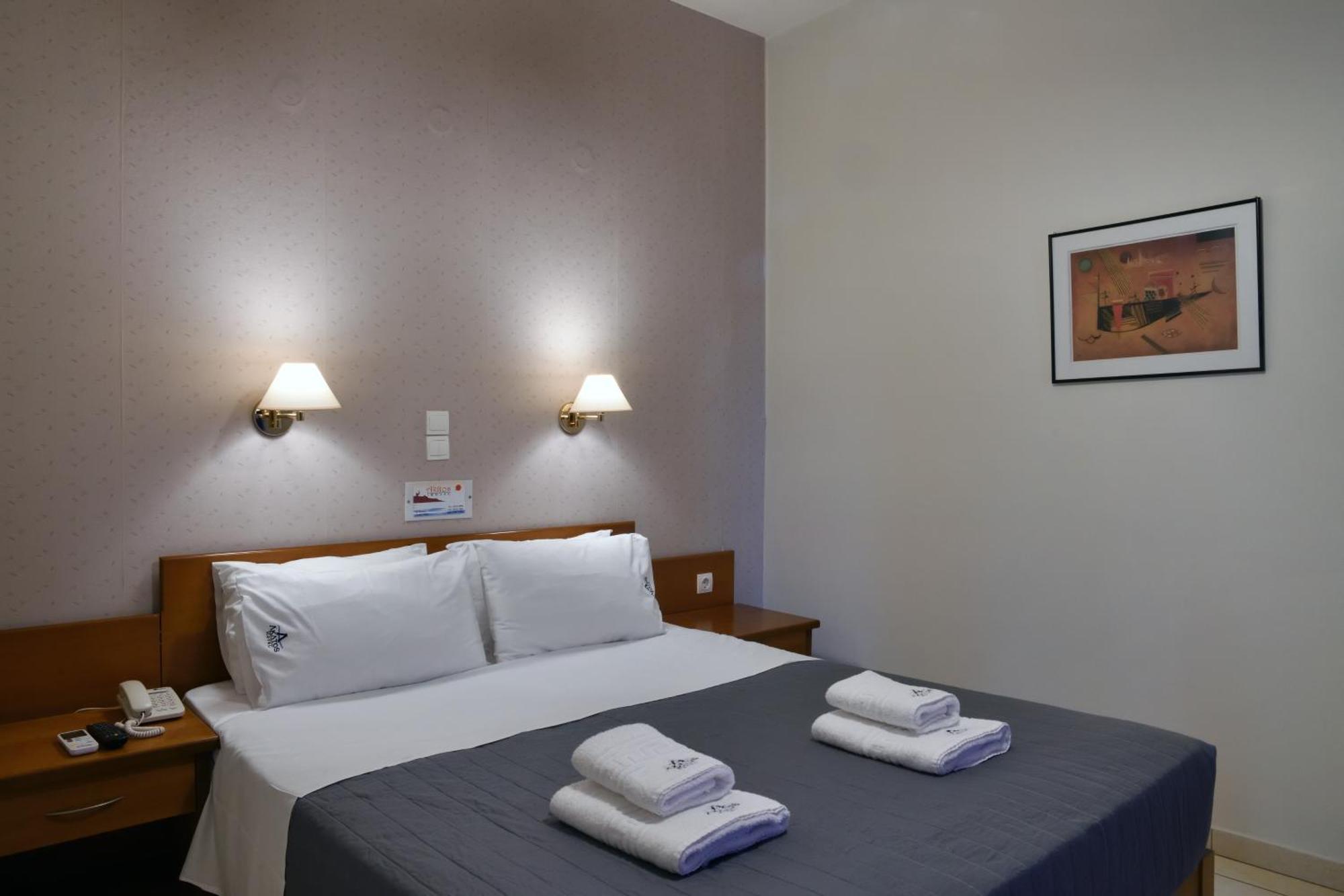 Akatos Hotel Agia Marina  Екстер'єр фото