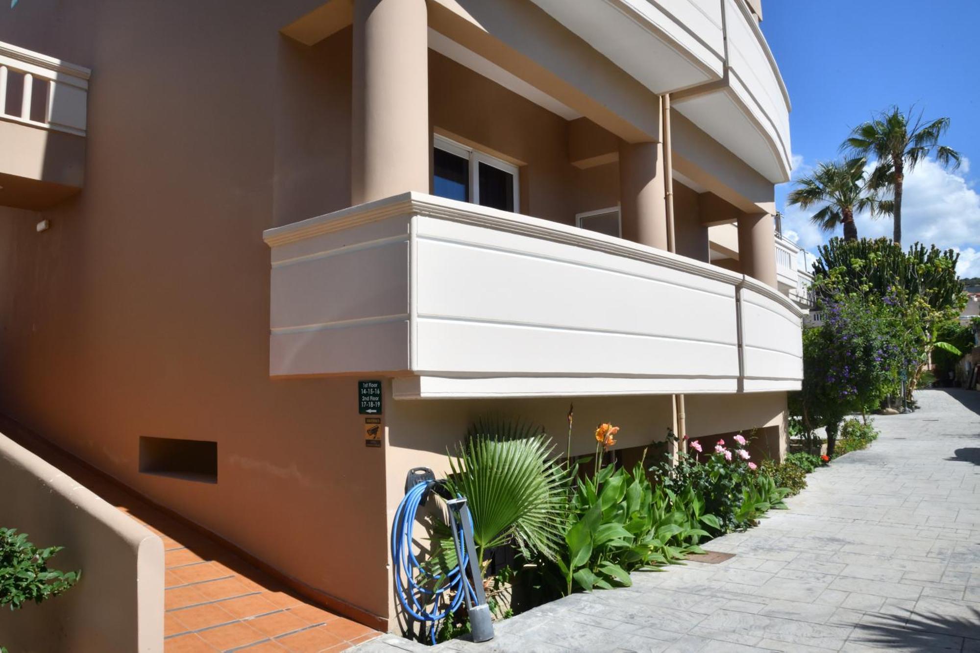 Akatos Hotel Agia Marina  Екстер'єр фото