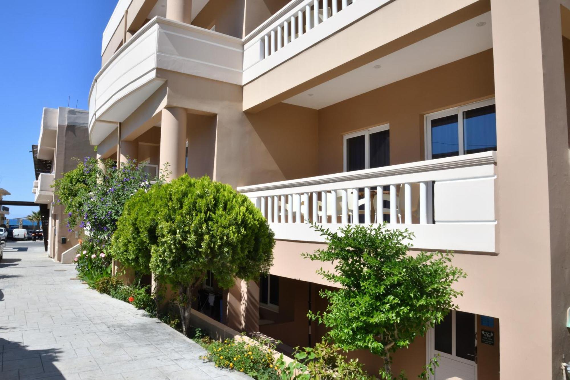 Akatos Hotel Agia Marina  Екстер'єр фото