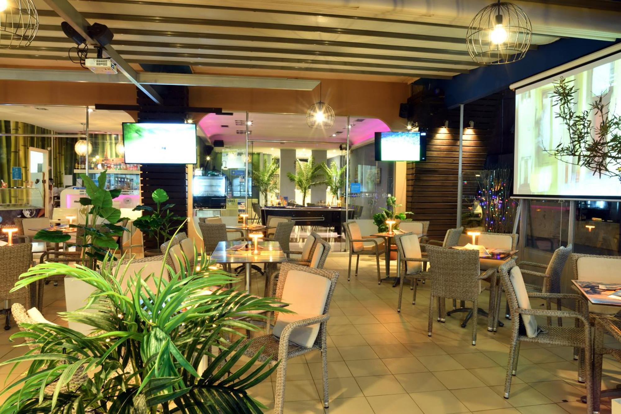 Akatos Hotel Agia Marina  Екстер'єр фото