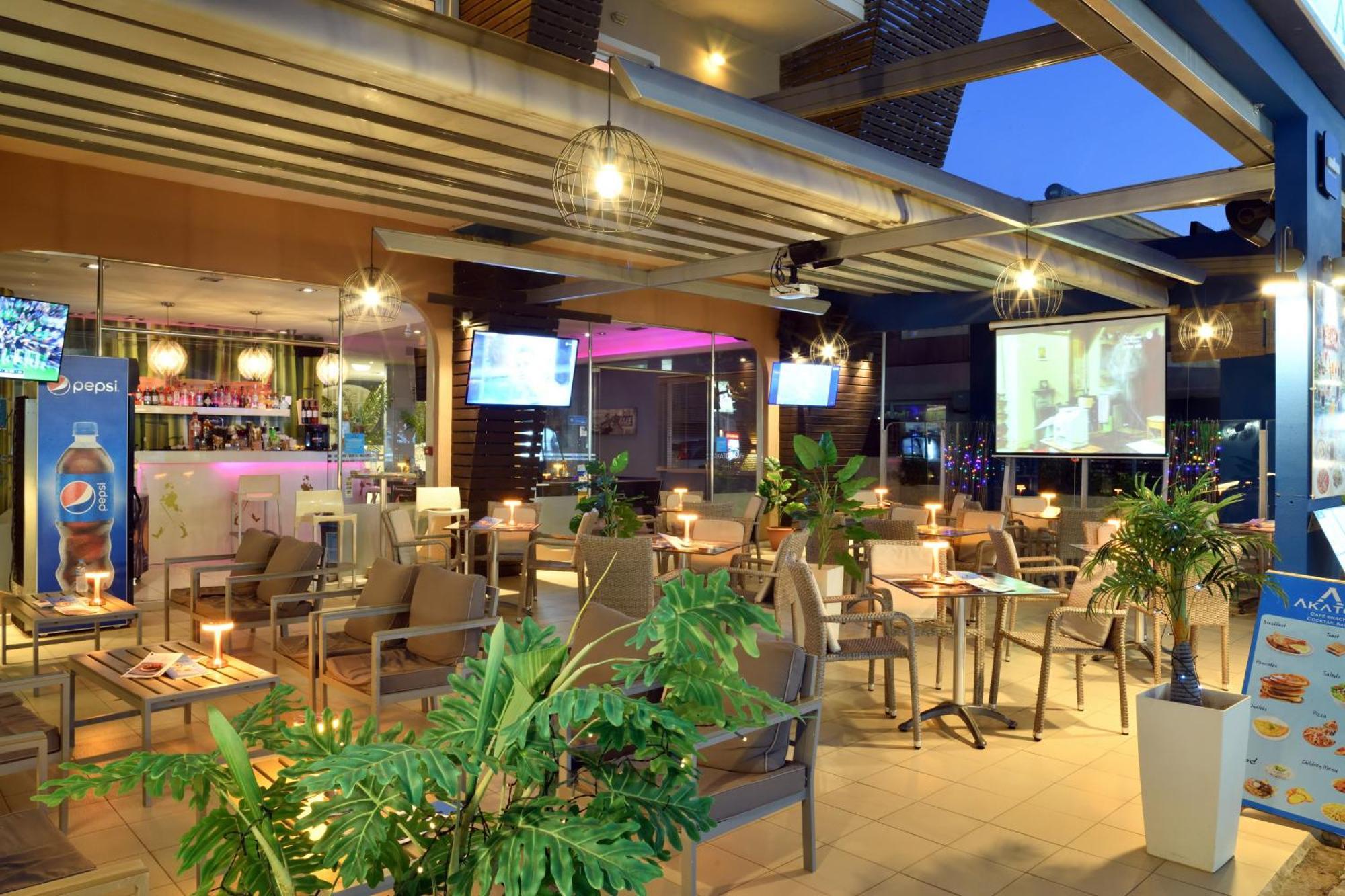Akatos Hotel Agia Marina  Екстер'єр фото